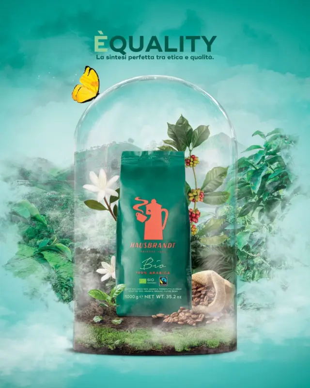 🌱 Rinasce Bio 100% Arabica.
Un caffè che unisce qualità, sostenibilità e rispetto per le persone e per l’ambiente.

☕ Certificato Biologico e Fairtrade, proveniente da coltivazioni selezionate dove la terra viene coltivata con cura e chi la lavora ha condizioni più eque.
È il nostro modo di credere in un gusto autentico e in un valore condiviso.

Una miscela dolce ed equilibrata, con delicate note fruttate e di mandorla. Ogni sorso è un piccolo impegno per un futuro più sostenibile.

Èquality. La sintesi perfetta tra etica e qualità.

#Hausbrandt #Bio #Fairtrade #Èquality @fairtrade.it